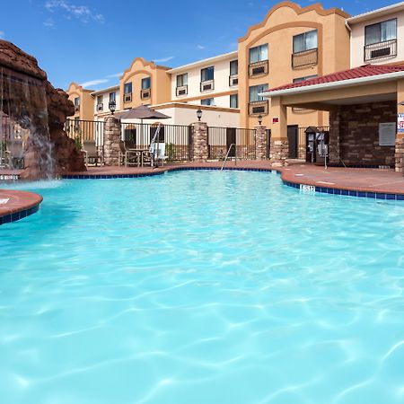 Holiday Inn Express Hotel & Suites Moab By Ihg Екстериор снимка