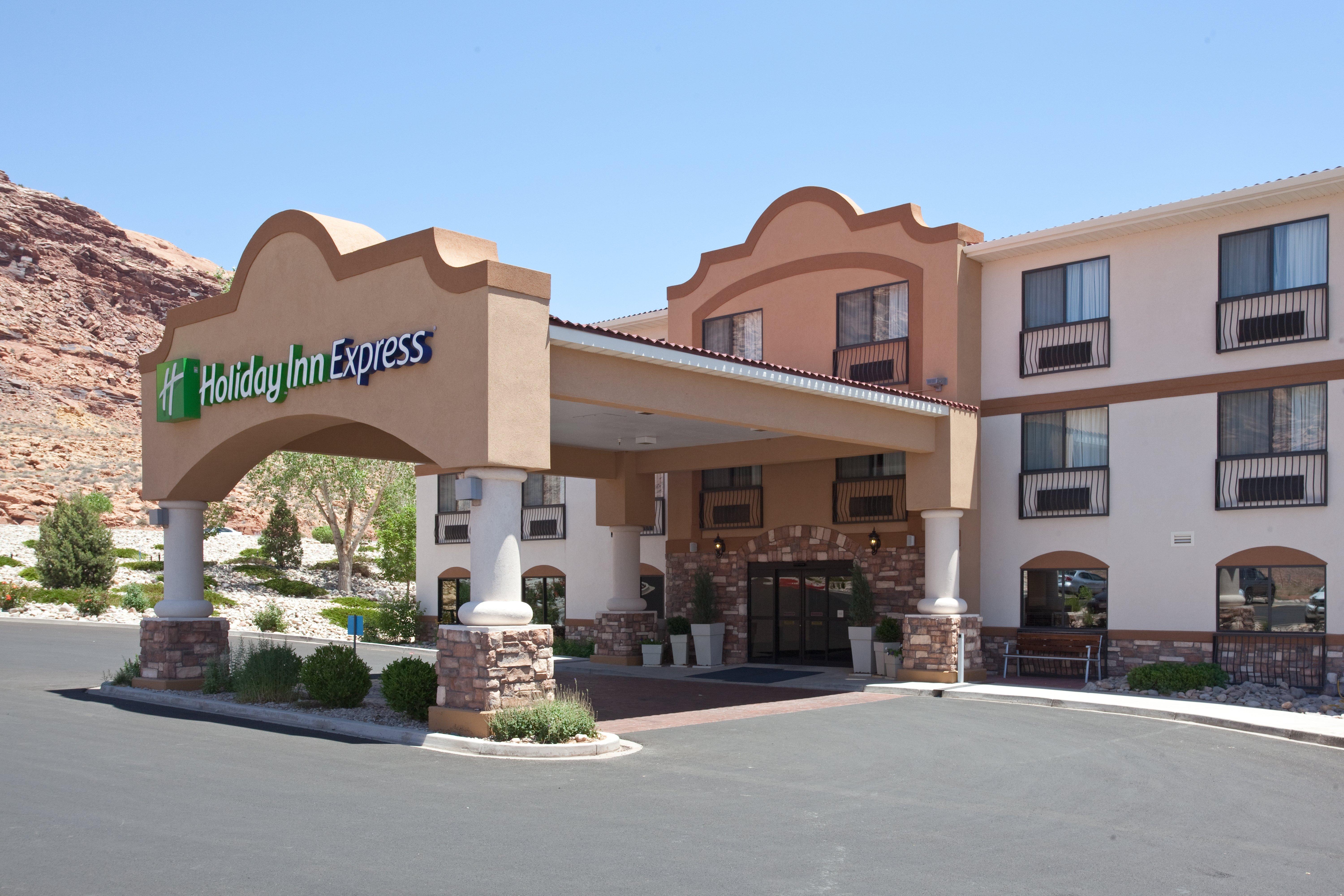 Holiday Inn Express Hotel & Suites Moab By Ihg Екстериор снимка