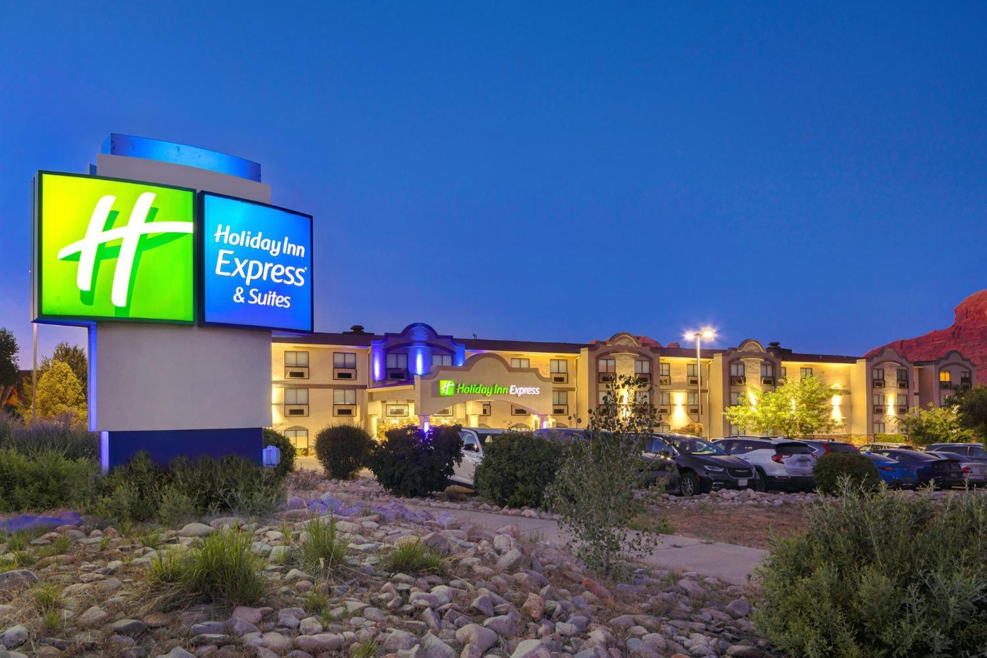 Holiday Inn Express Hotel & Suites Moab By Ihg Екстериор снимка