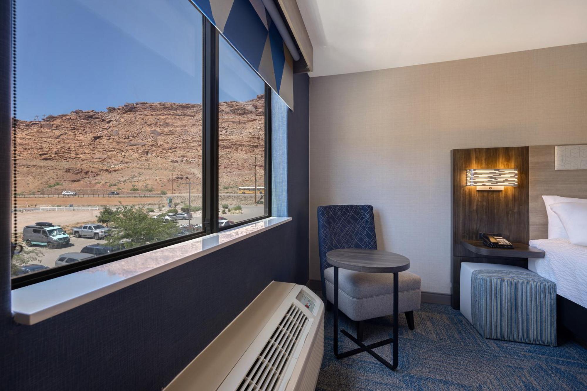 Holiday Inn Express Hotel & Suites Moab By Ihg Екстериор снимка